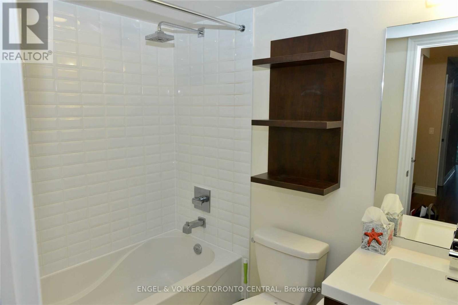 1101 - 28 Ted Rogers Way, Toronto, ON - Indoor Photo Showing Bathroom