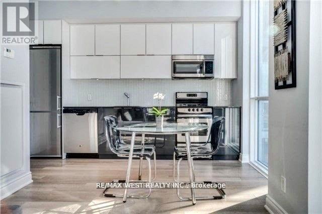 407 - 80 Marine Parade Drive, Toronto, ON - Indoor Photo Showing Other Room