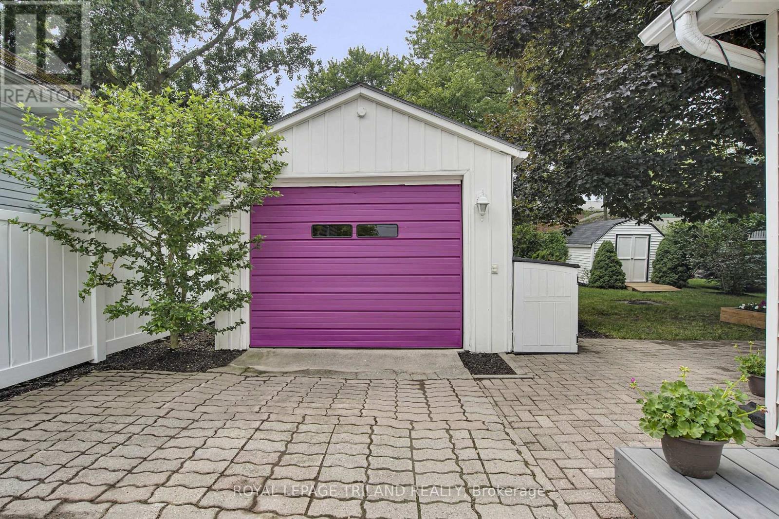 209 Water Street, Lucan Biddulph (Lucan), ON - Outdoor With Exterior