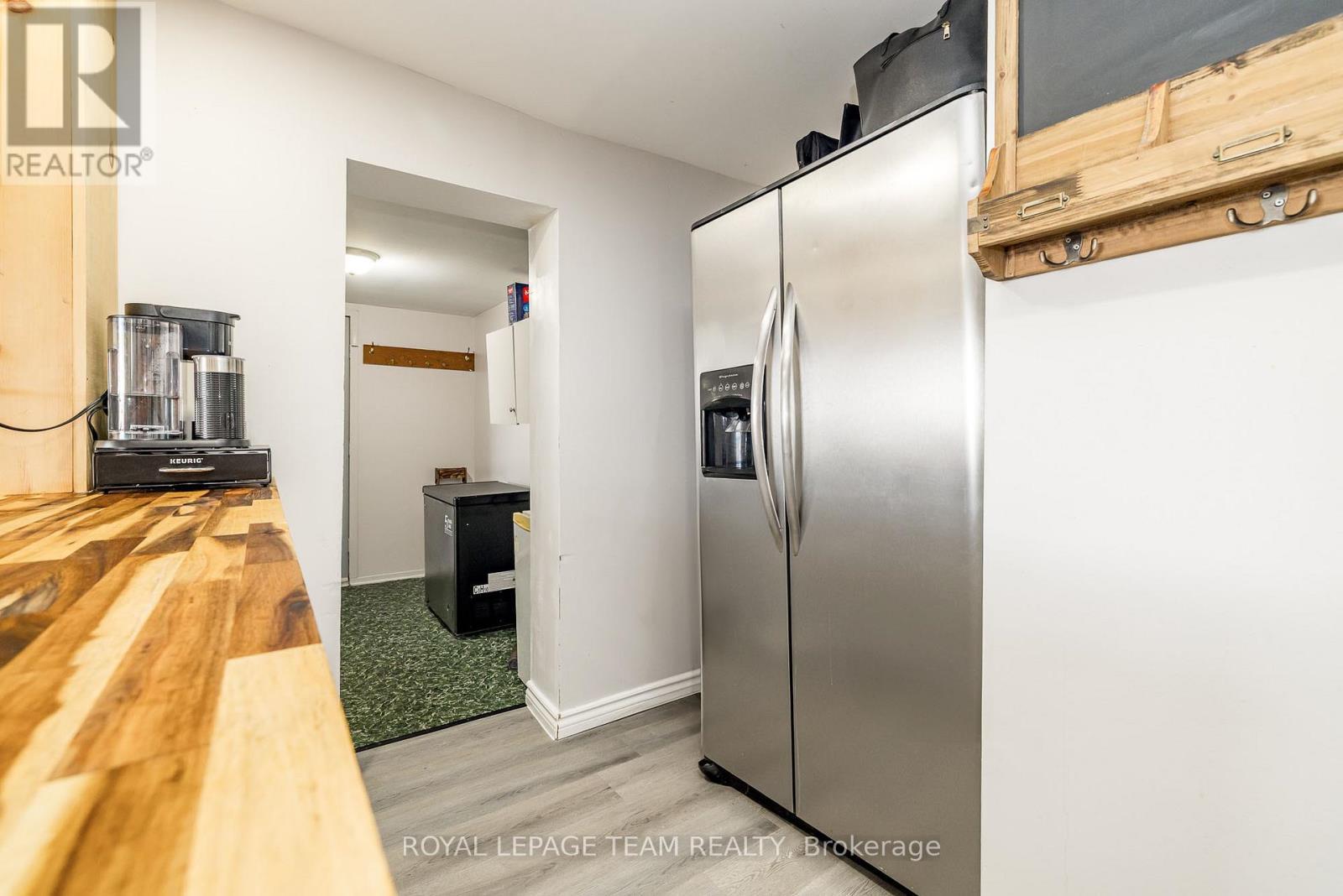 10528 Van Allen Road, North Dundas, ON - Indoor Photo Showing Other Room