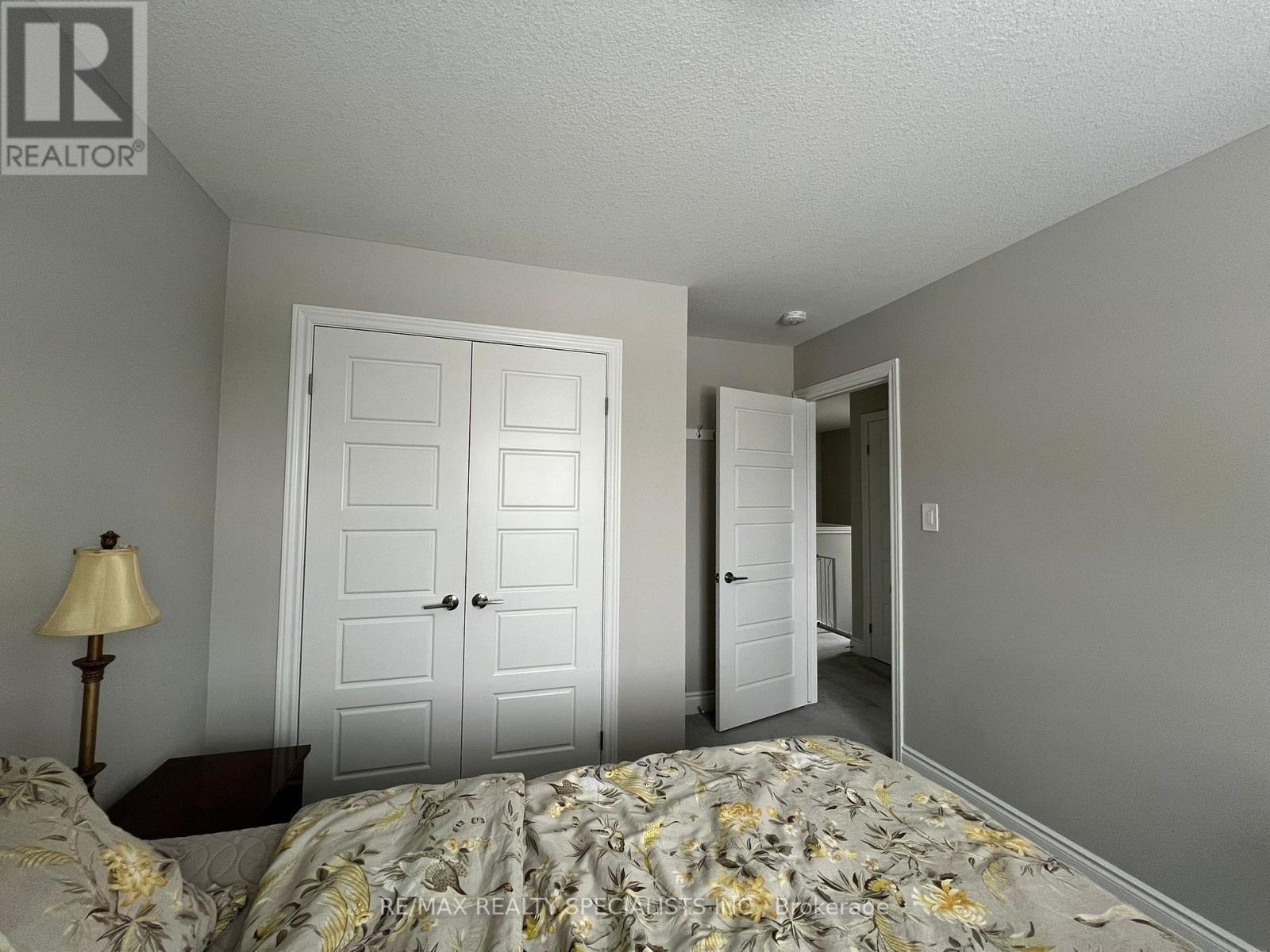 3879 Auckland Avenue, London South, ON - Indoor Photo Showing Bedroom