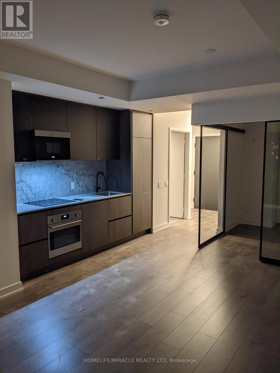 1306 - 108 Peter Street, Toronto, ON - Indoor Photo Showing Kitchen