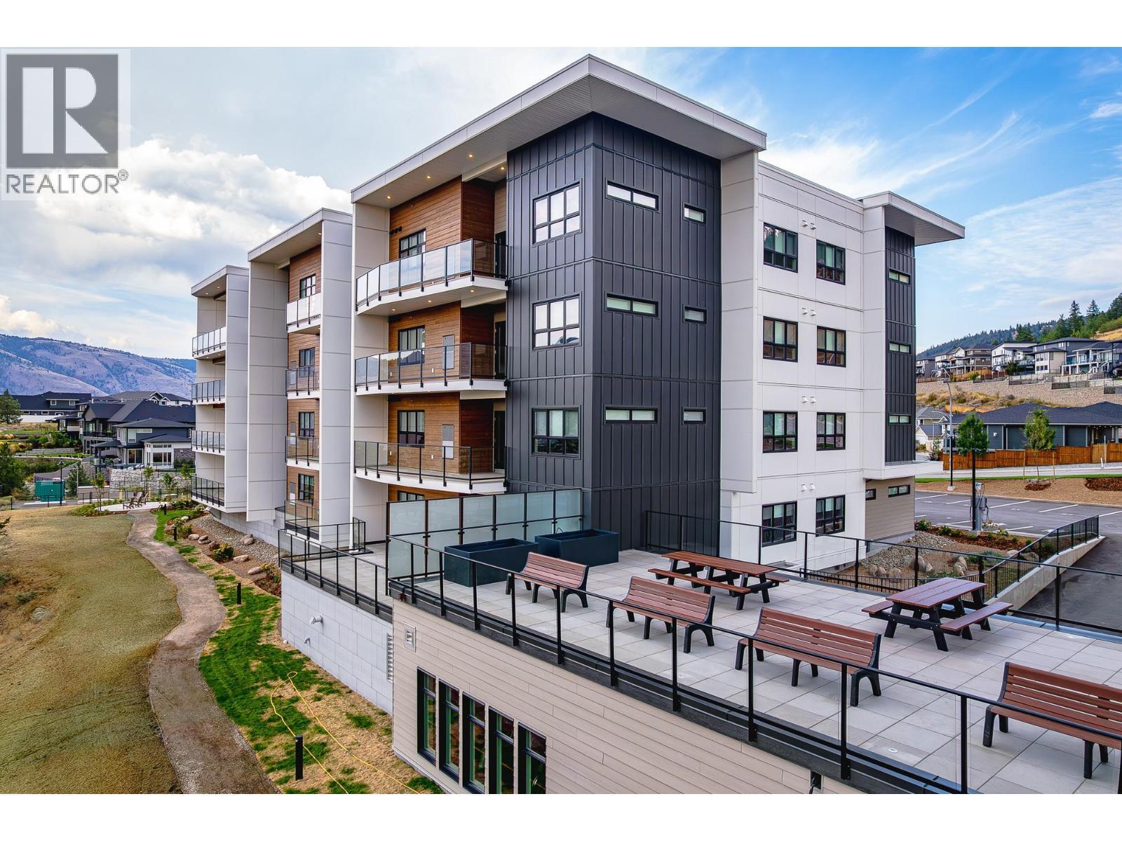 1844 Qu'Appelle Boulevard Unit# 101, Kamloops, BC - Outdoor