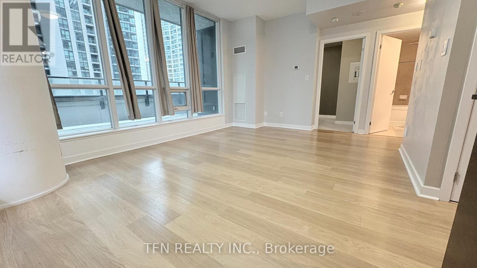 504 - 33 Bay Street, Toronto, ON - Indoor Photo Showing Other Room