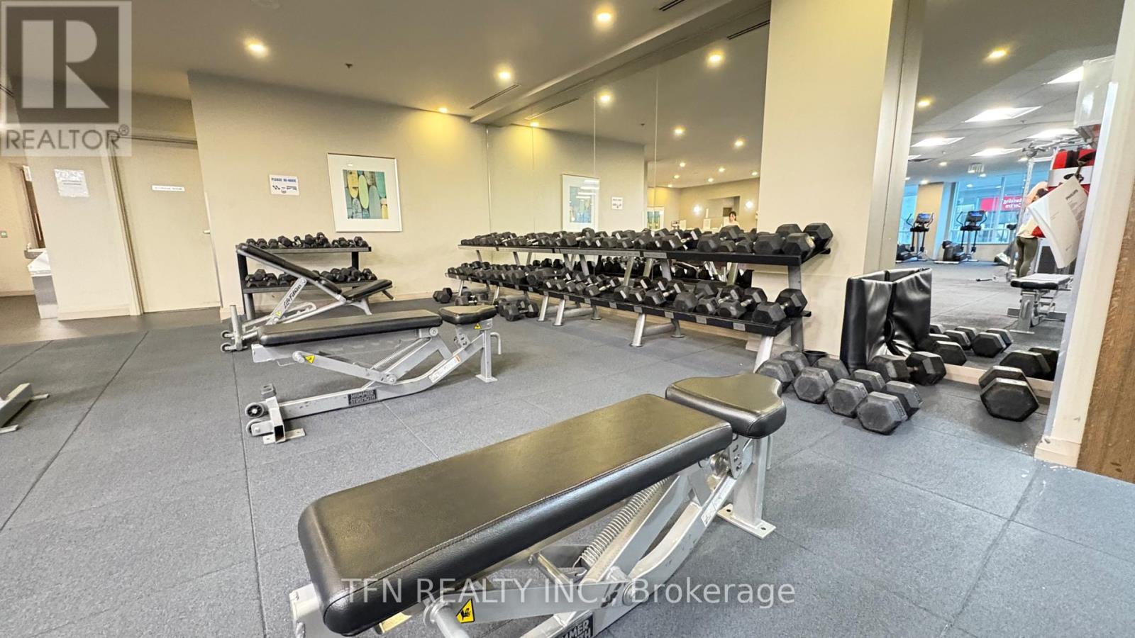 504 - 33 Bay Street, Toronto, ON - Indoor Photo Showing Gym Room
