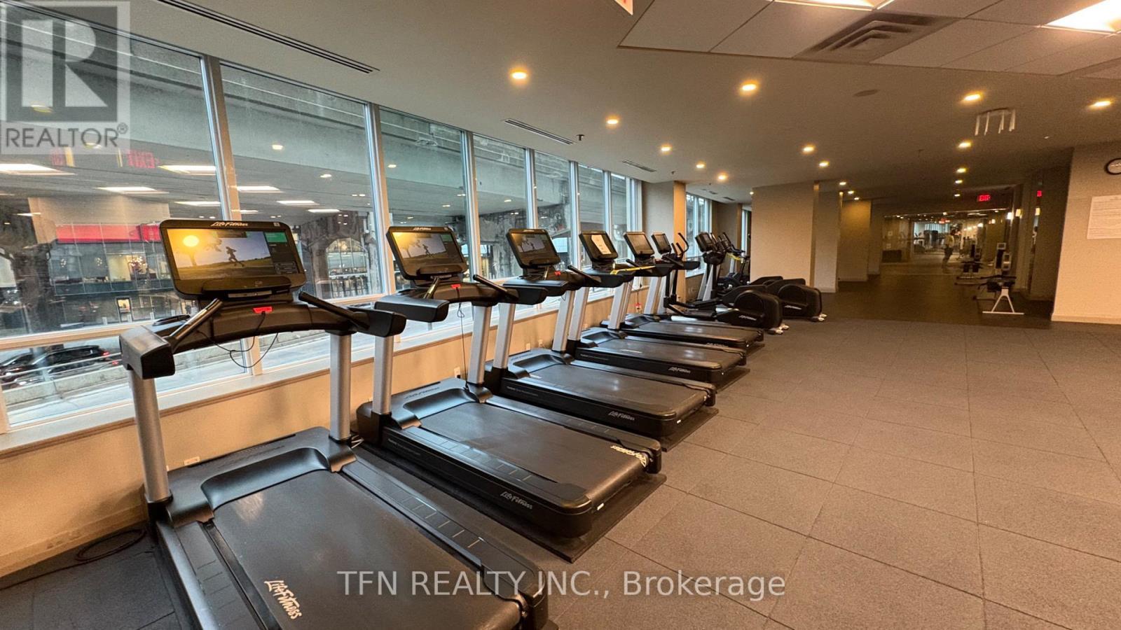 504 - 33 Bay Street, Toronto, ON - Indoor Photo Showing Gym Room