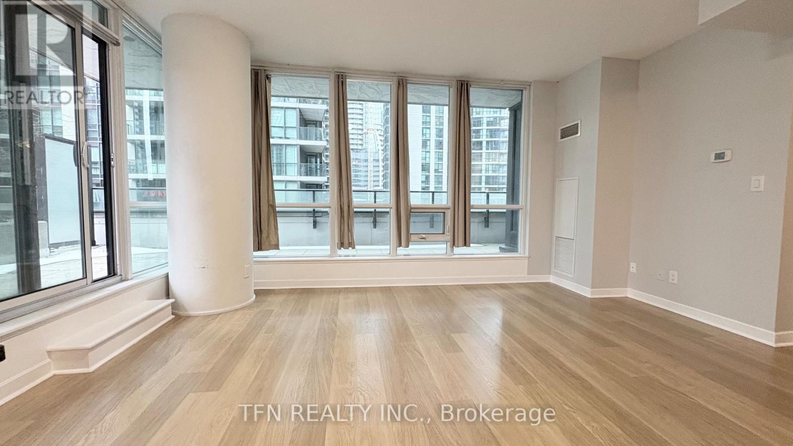 504 - 33 Bay Street, Toronto, ON - Indoor Photo Showing Other Room