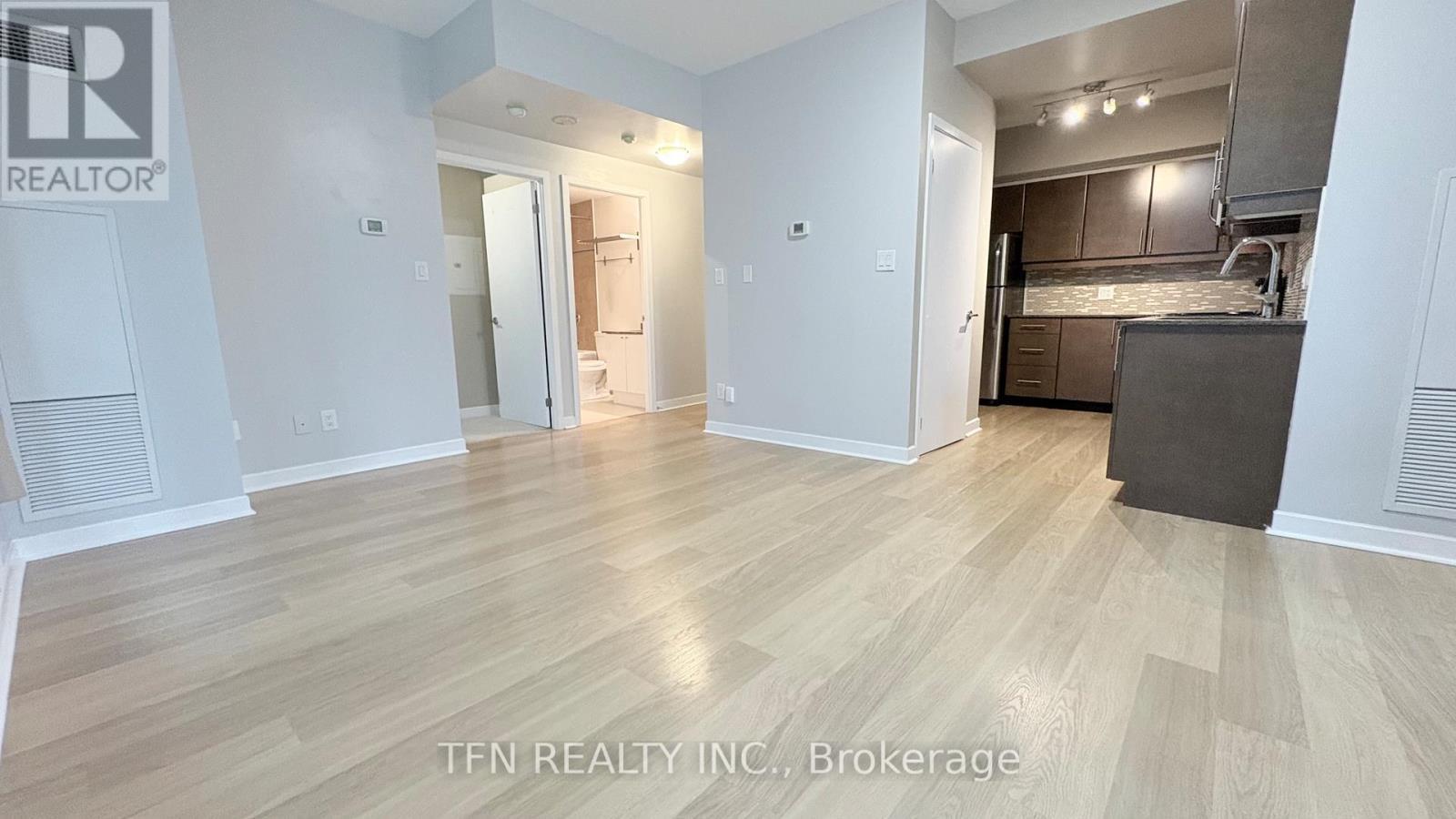 504 - 33 Bay Street, Toronto, ON - Indoor