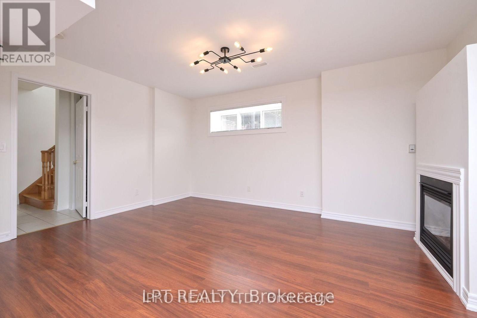 19 Terrastone Court, Caledon, ON - Indoor Photo Showing Other Room