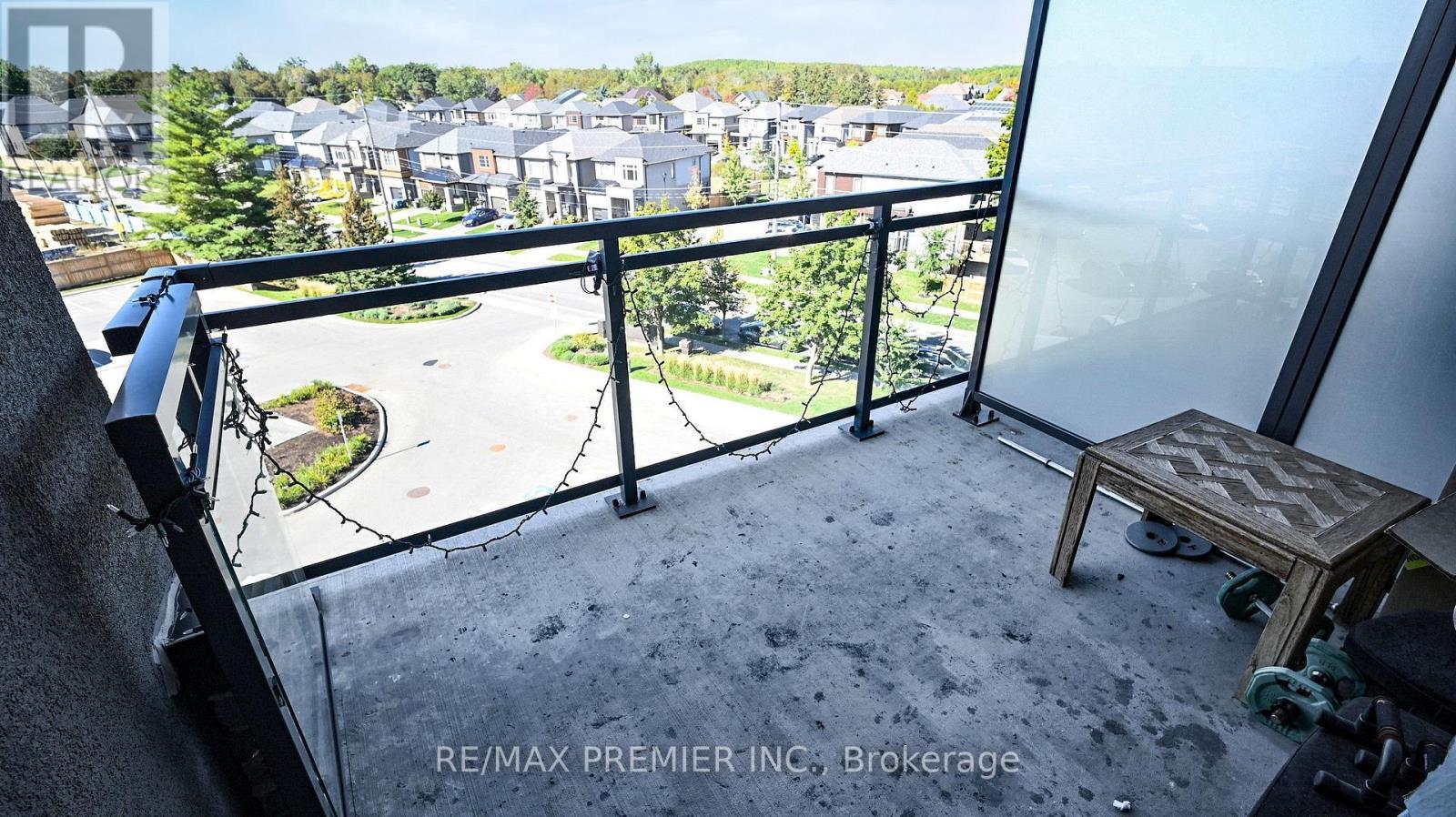 511 - 26 Lowes Road W, Guelph, ON - Outdoor