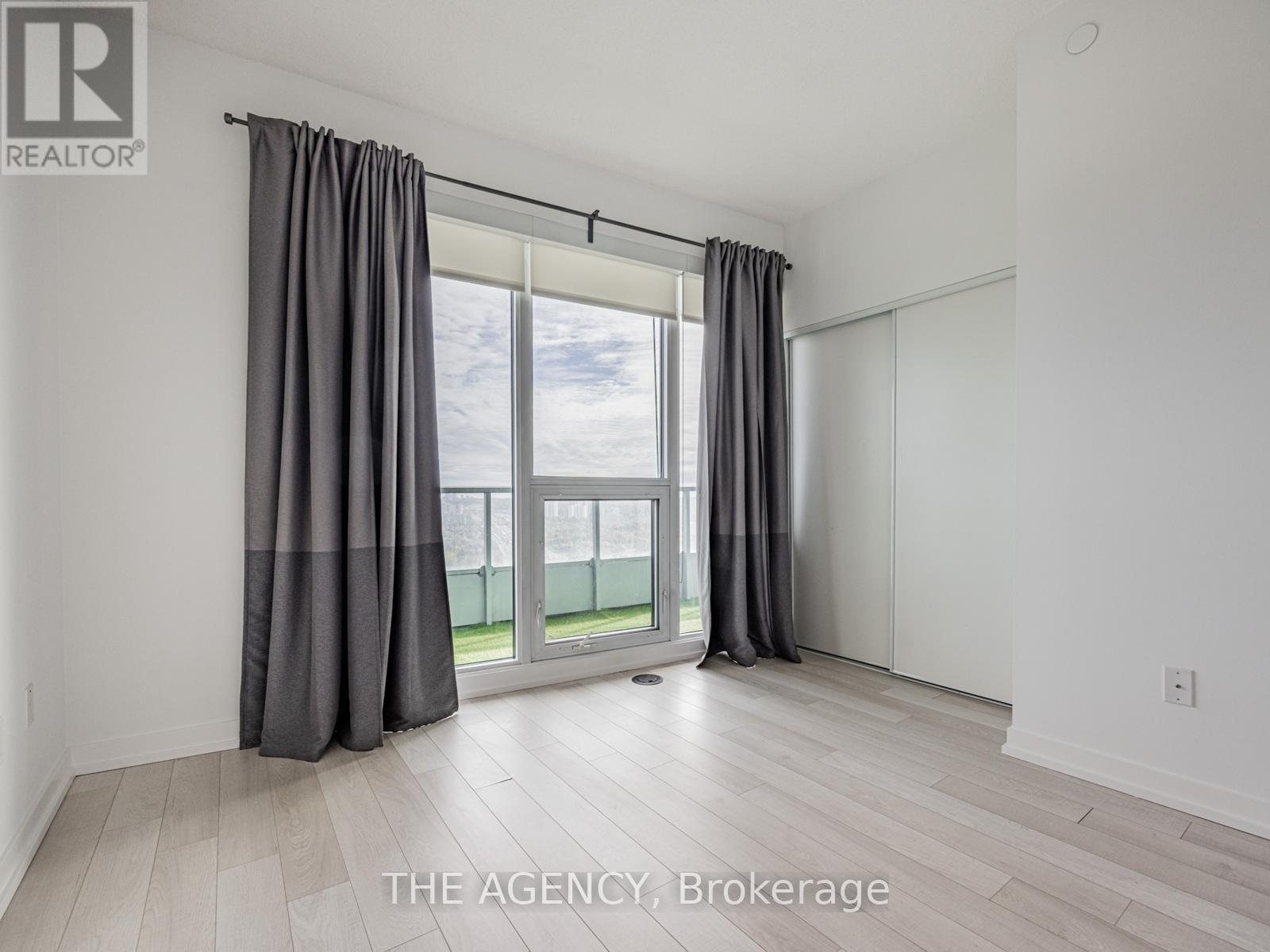 3702 - 117 Mcmahon Drive, Toronto, ON - Indoor Photo Showing Other Room