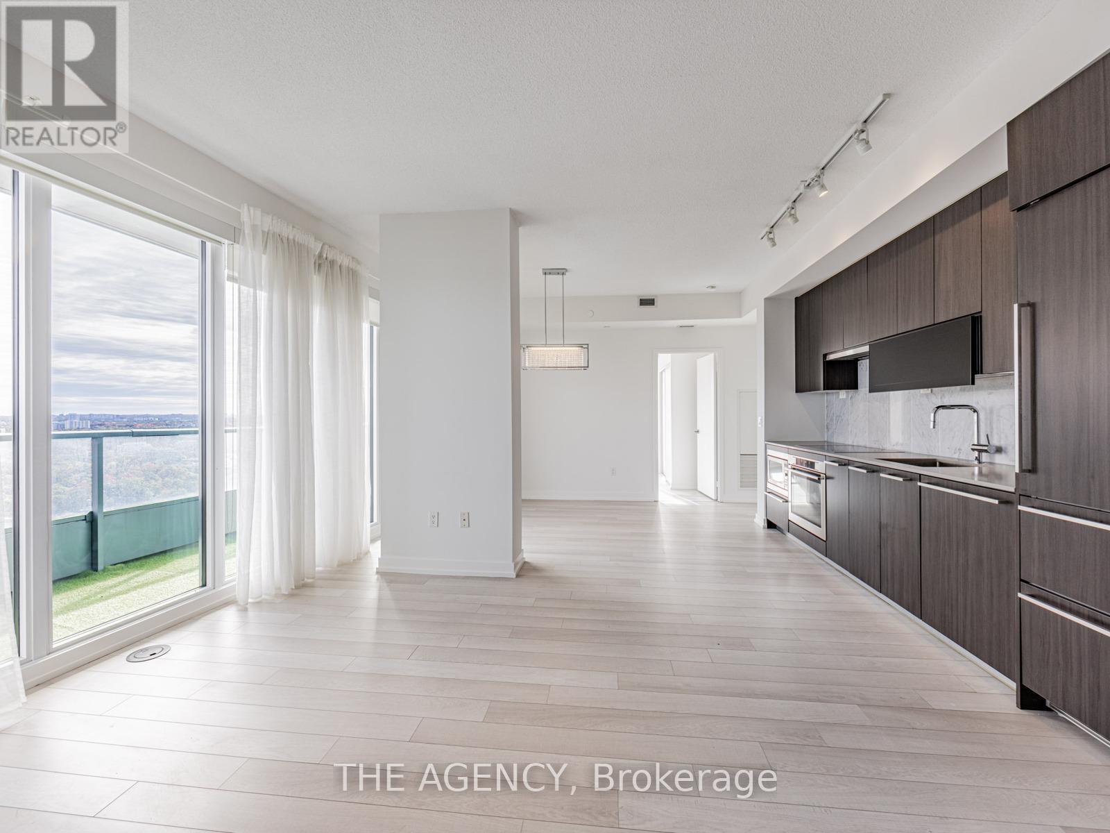 3702 - 117 Mcmahon Drive, Toronto, ON - Indoor Photo Showing Other Room