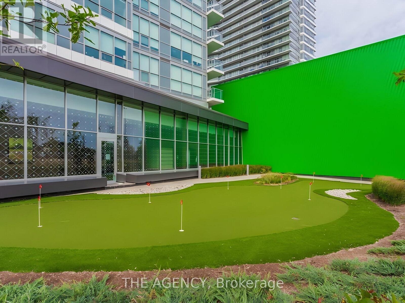 3702 - 117 Mcmahon Drive, Toronto, ON -