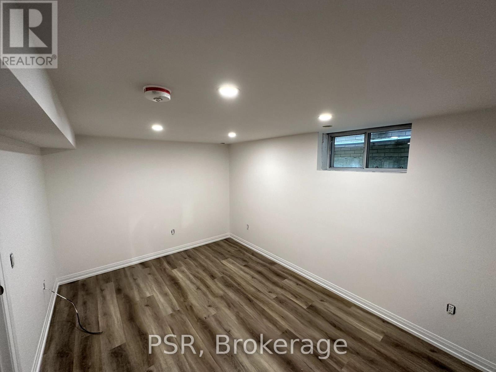 25 Coulson Avenue, Toronto, ON - Indoor