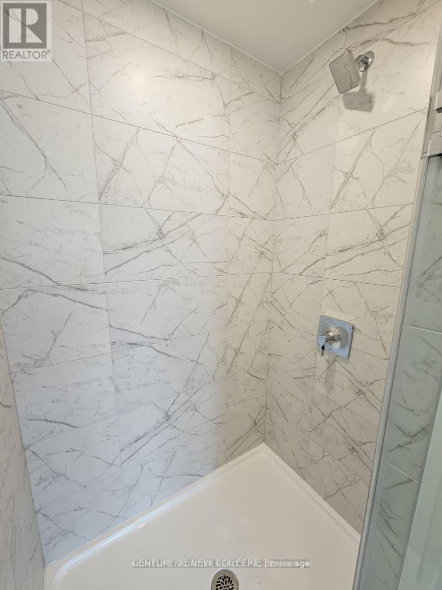 3202 - 252 Church Street, Toronto, ON -