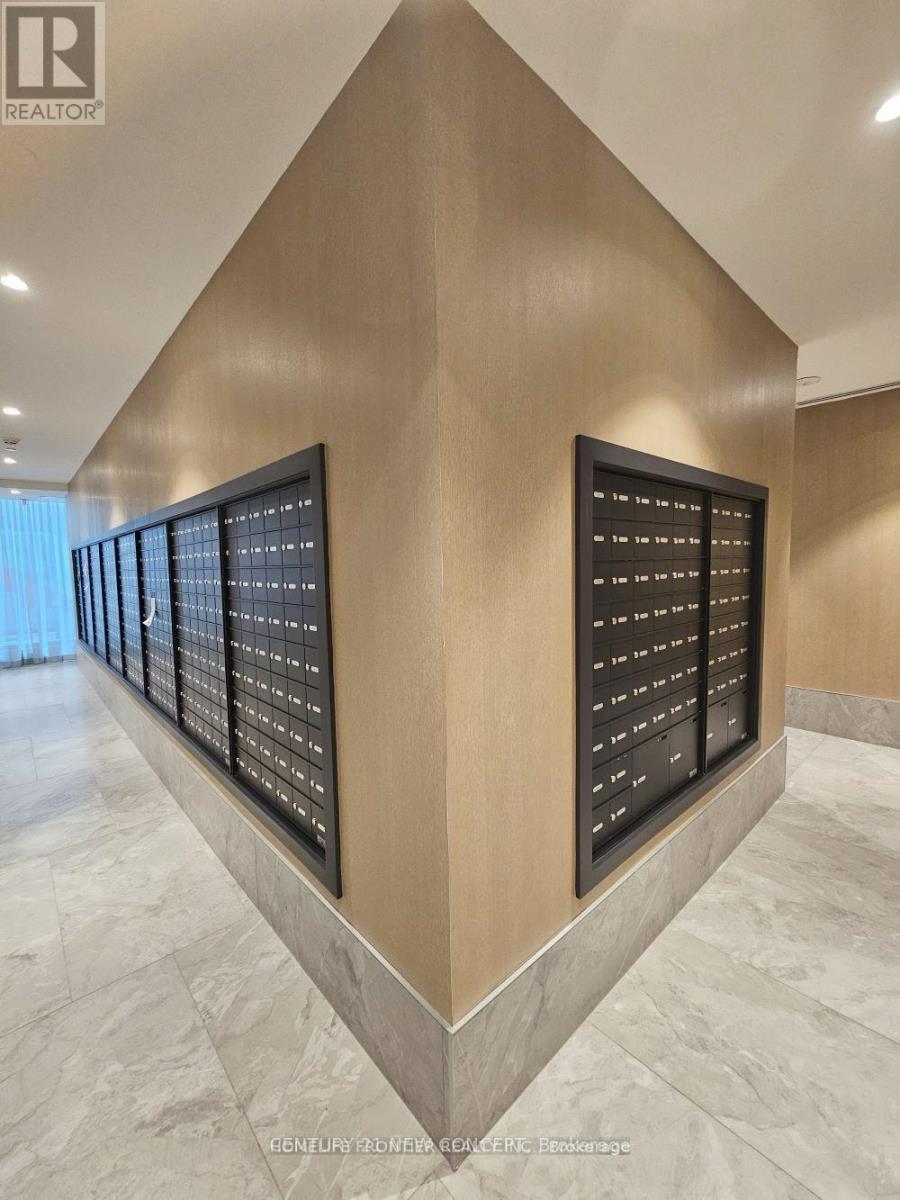 3202 - 252 Church Street, Toronto, ON - Indoor Photo Showing Other Room