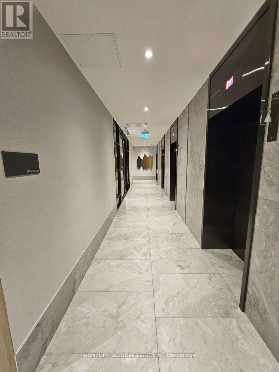 3202 - 252 Church Street, Toronto, ON - Indoor Photo Showing Other Room