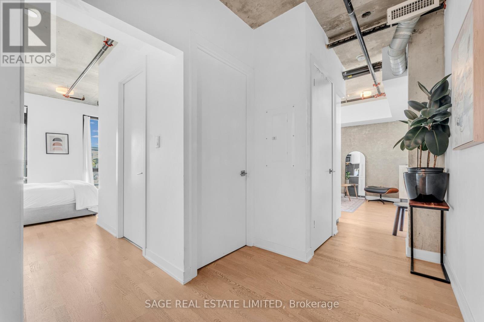 502 - 109 Wolseley Street, Toronto, ON - Indoor Photo Showing Other Room