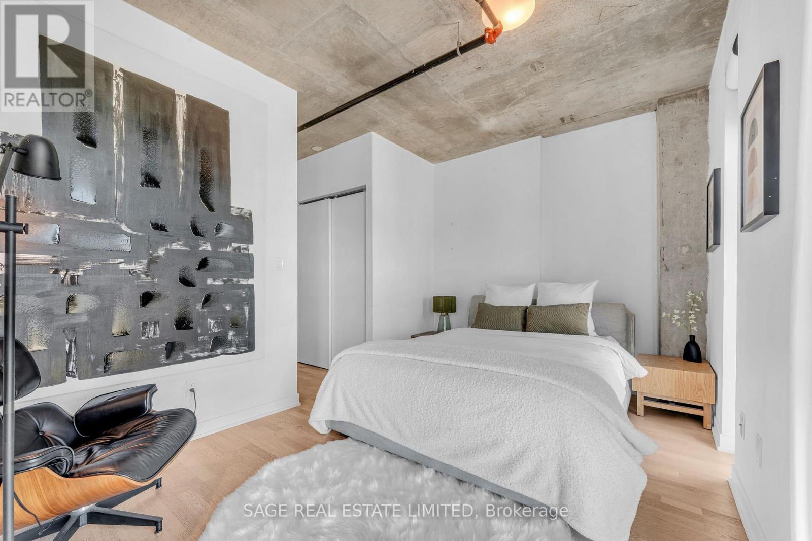 502 - 109 Wolseley Street, Toronto, ON - Indoor Photo Showing Bedroom