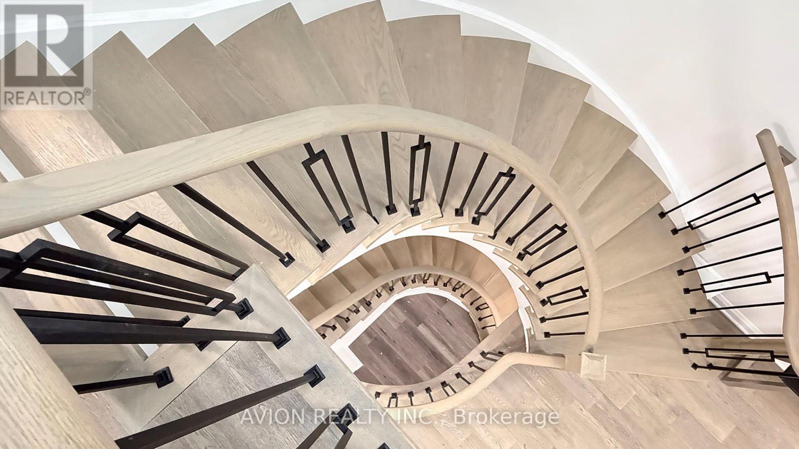 7 Heaslip Terrace, Toronto, ON - Photo Showing Other Room