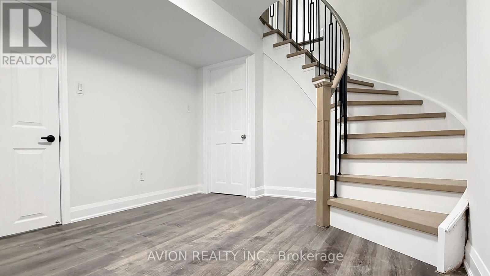 7 Heaslip Terrace, Toronto, ON - Indoor Photo Showing Other Room