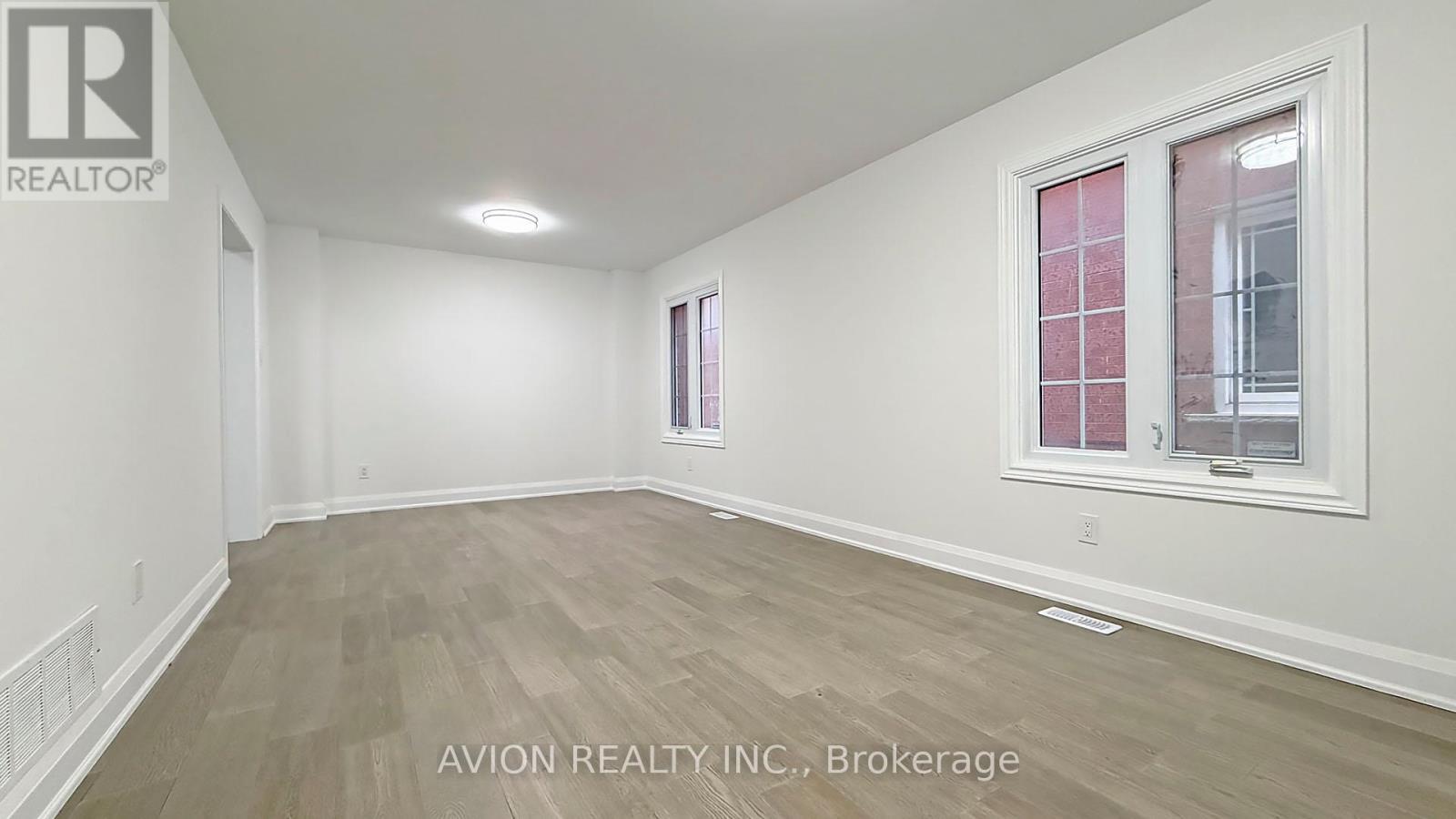 7 Heaslip Terrace, Toronto, ON - Indoor Photo Showing Other Room