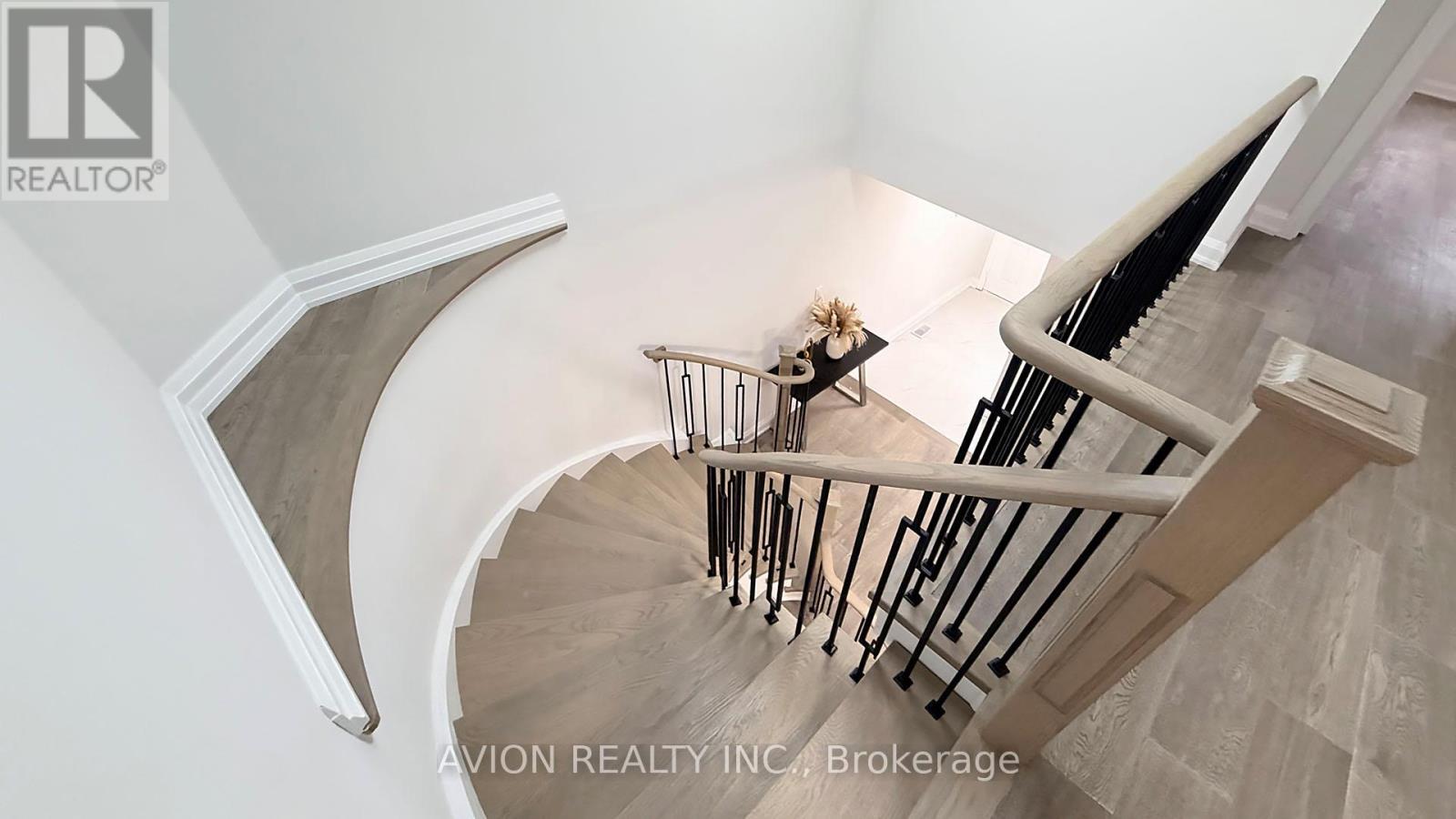 7 Heaslip Terrace, Toronto, ON - Photo Showing Other Room