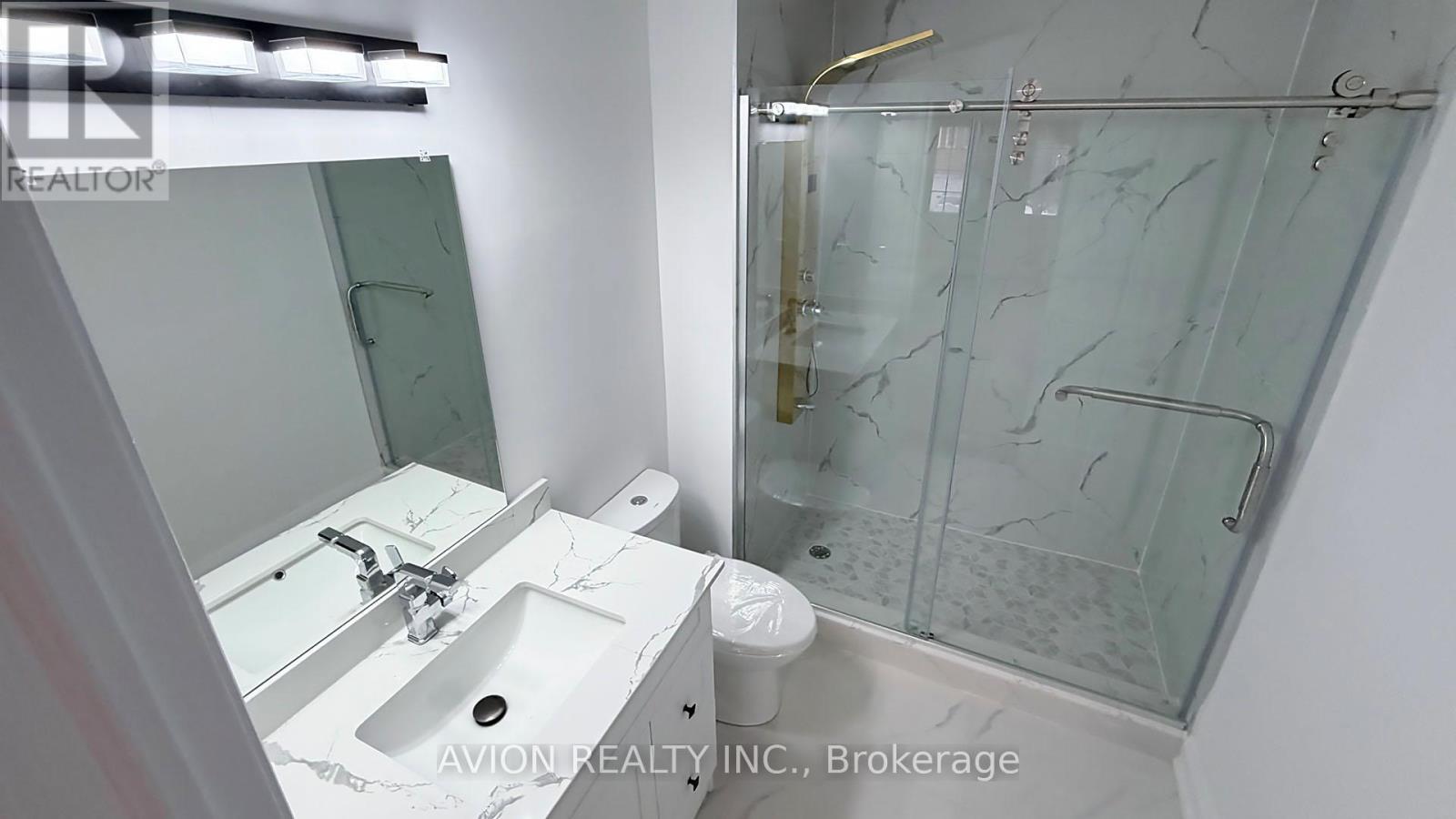 7 Heaslip Terrace, Toronto, ON - Indoor Photo Showing Bathroom