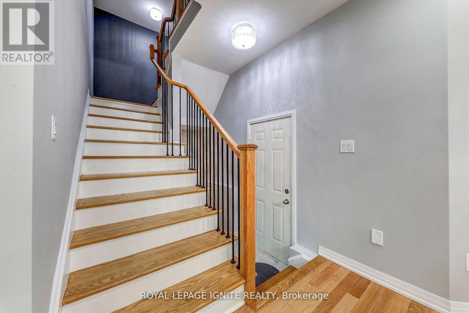 101 East Shore Drive, Clarington, ON - Indoor Photo Showing Other Room