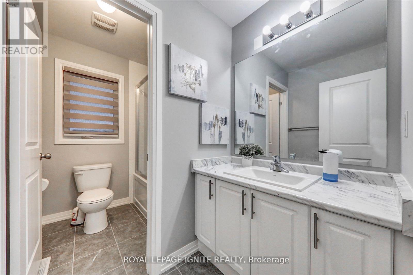 101 East Shore Drive, Clarington, ON - Indoor Photo Showing Bathroom