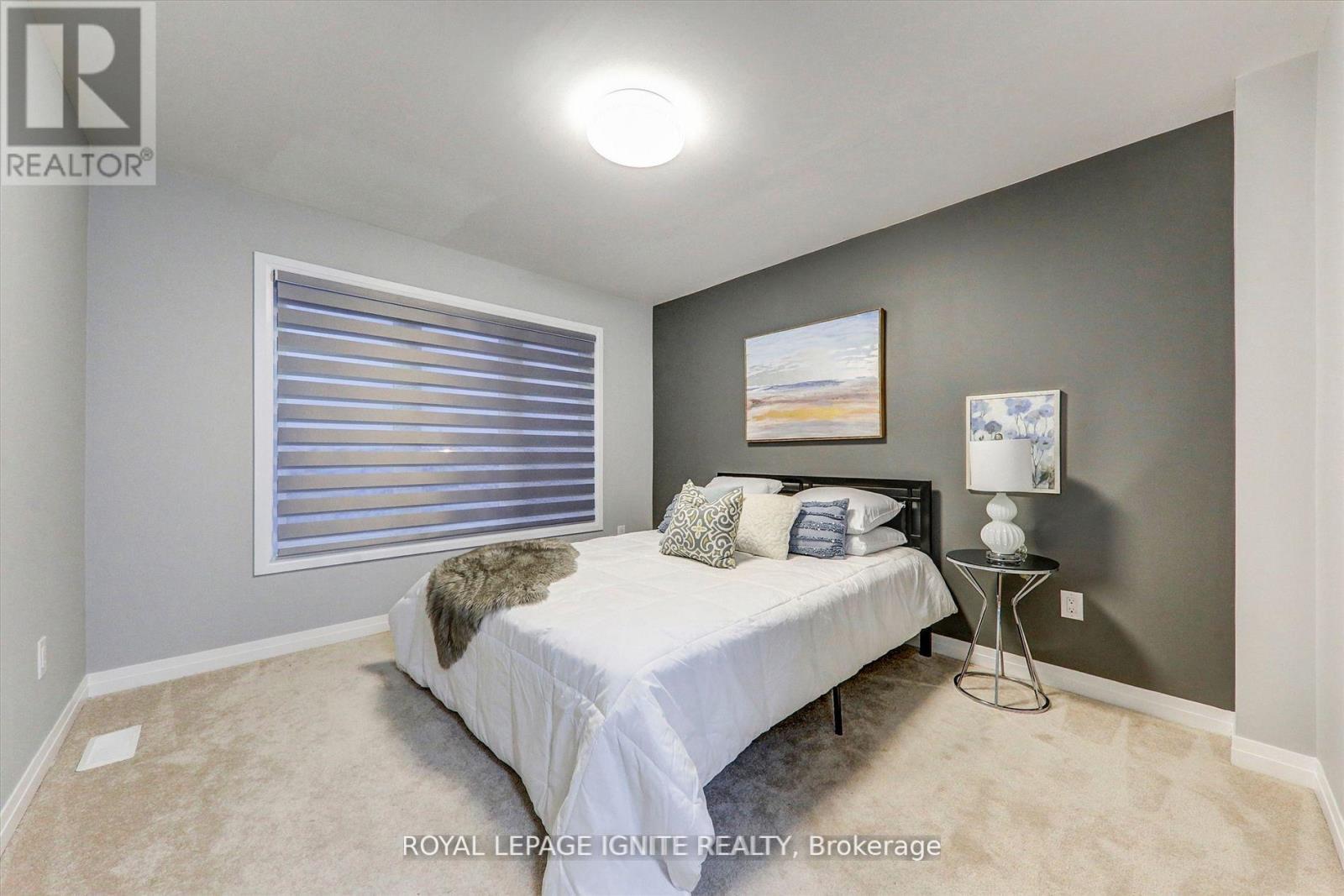 101 East Shore Drive, Clarington, ON - Indoor Photo Showing Bedroom