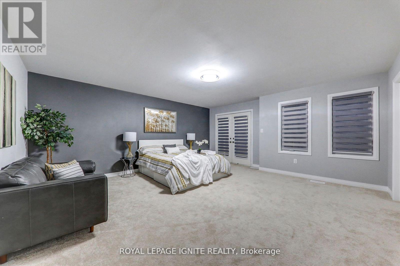 101 East Shore Drive, Clarington, ON - Indoor Photo Showing Bedroom