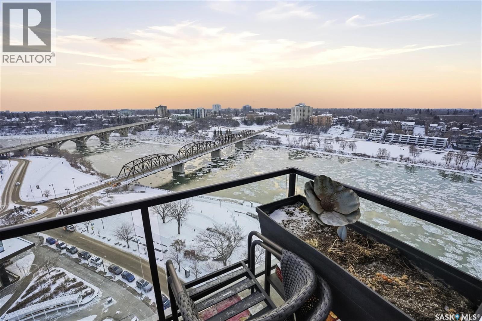 1505 490 2Nd Avenue S, Saskatoon, SK - Outdoor With View