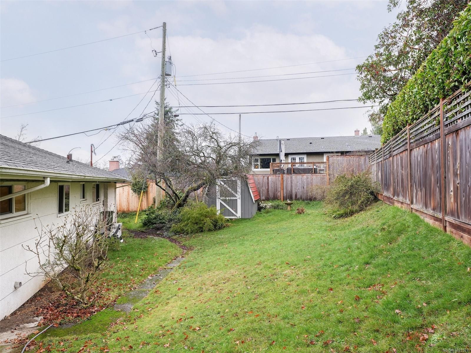 3201 Frechette St, Saanich, BC