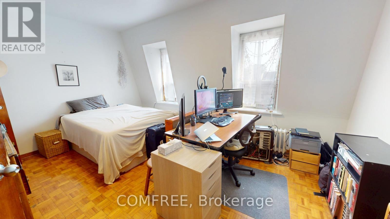 36 Mitchell Avenue, Toronto (Niagara), ON - Indoor