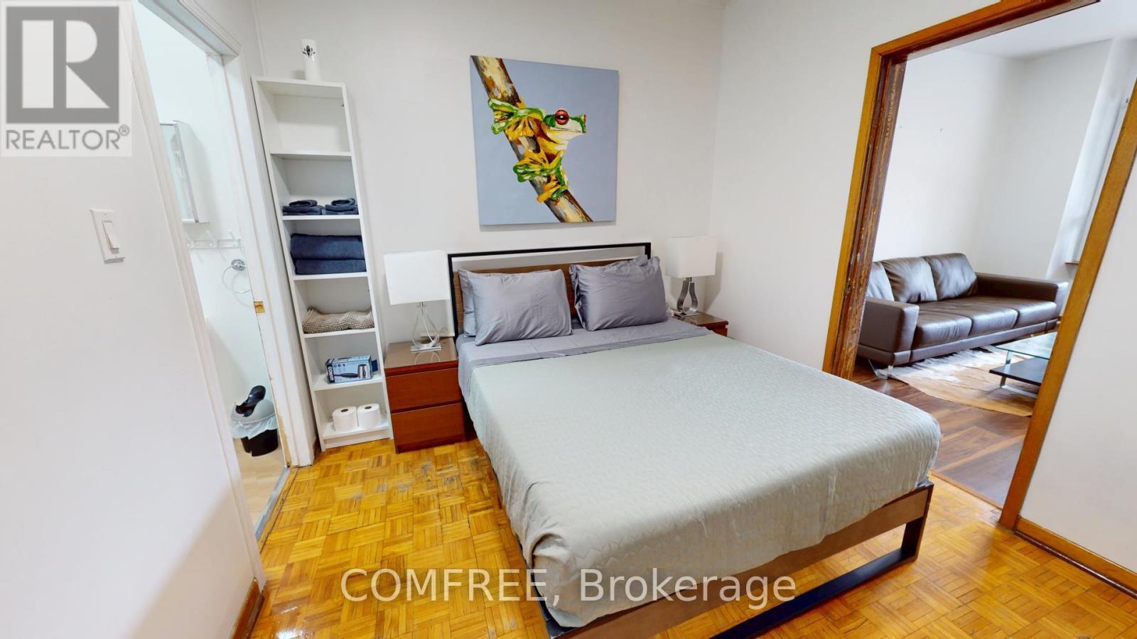 36 Mitchell Avenue, Toronto (Niagara), ON - Indoor Photo Showing Bedroom