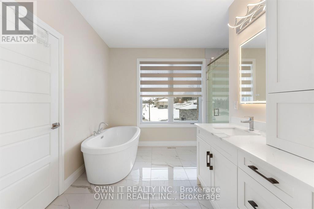 23 Yarl Place, Guelph/Eramosa, ON - Indoor Photo Showing Bathroom