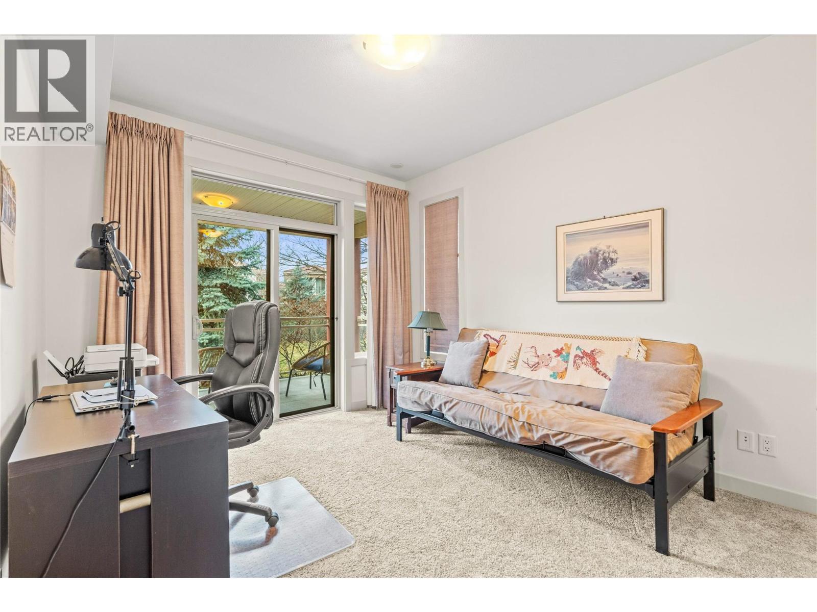 7343 Okanagan Landing Road Unit# 1112, Vernon, BC - Indoor Photo Showing Office