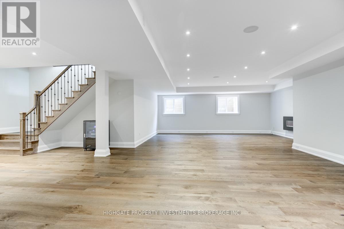 1344 Waverly Avenue, Oakville, ON - Indoor Photo Showing Other Room