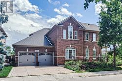 ROOM 3 - 5420 VALLEYHIGH DRIVE Burlington, ON L7L 6Z4