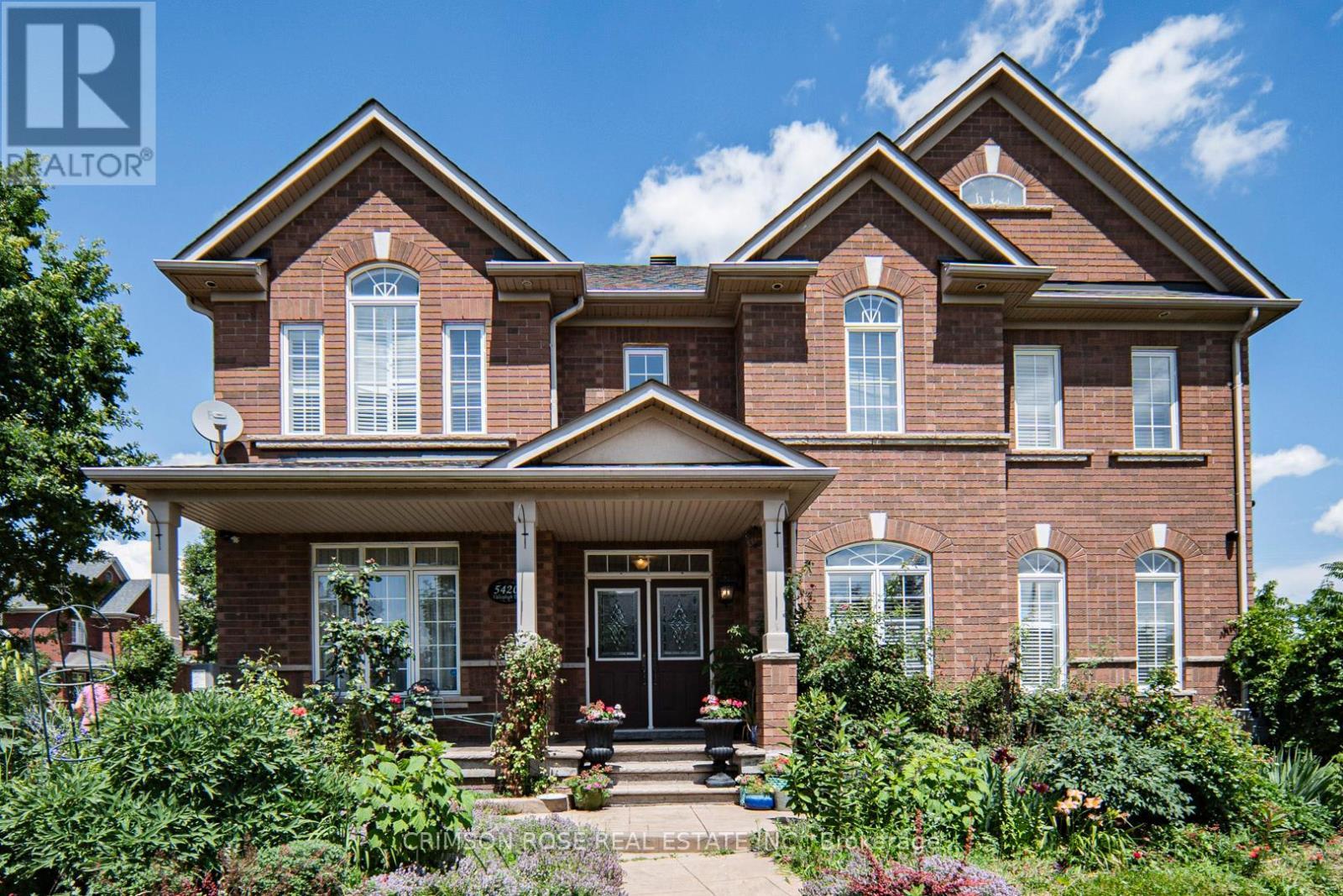 Room 3 - 5420 Valleyhigh Drive, Burlington, ON - Outdoor With Facade