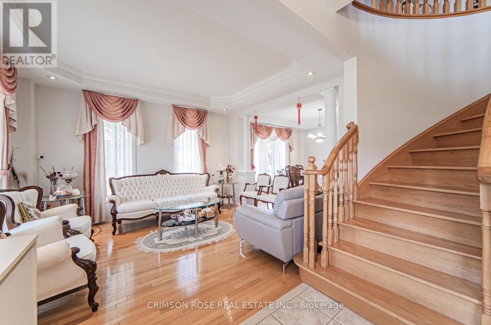 Room 3 - 5420 Valleyhigh Drive, Burlington, ON - Indoor