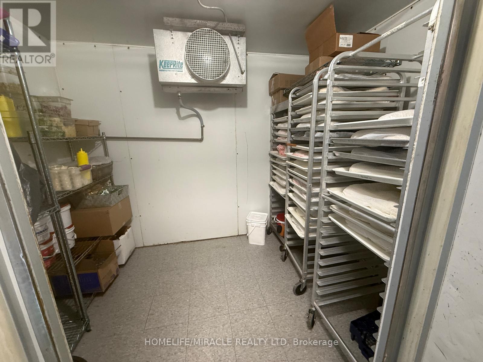 2 - 170 Brantwood Park Road, Brantford, ON