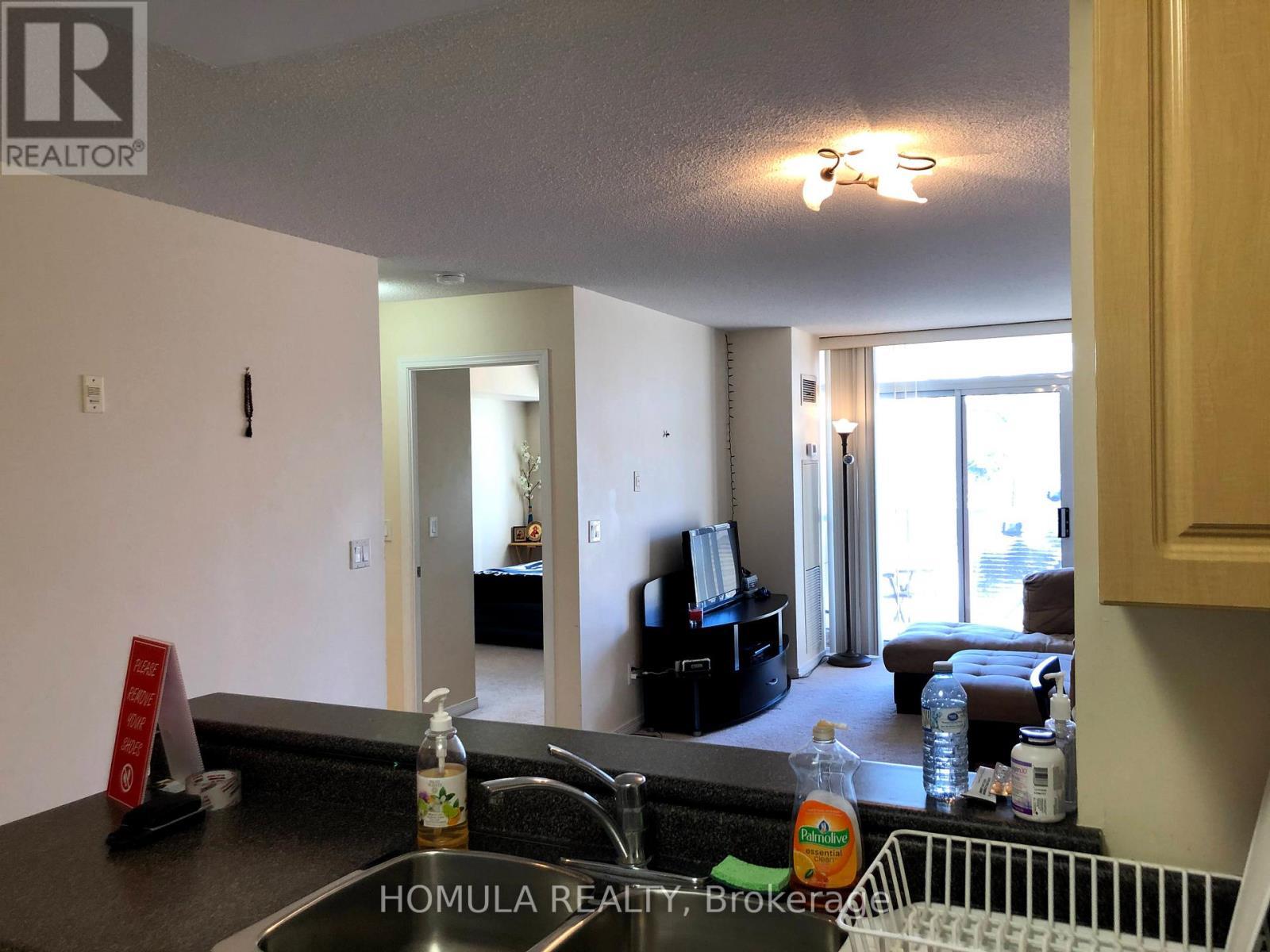 415 - 3650 Kingston Road, Toronto, ON - Indoor