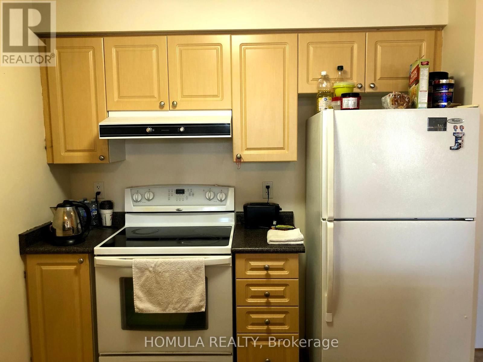 415 - 3650 Kingston Road, Toronto, ON - Indoor Photo Showing Kitchen
