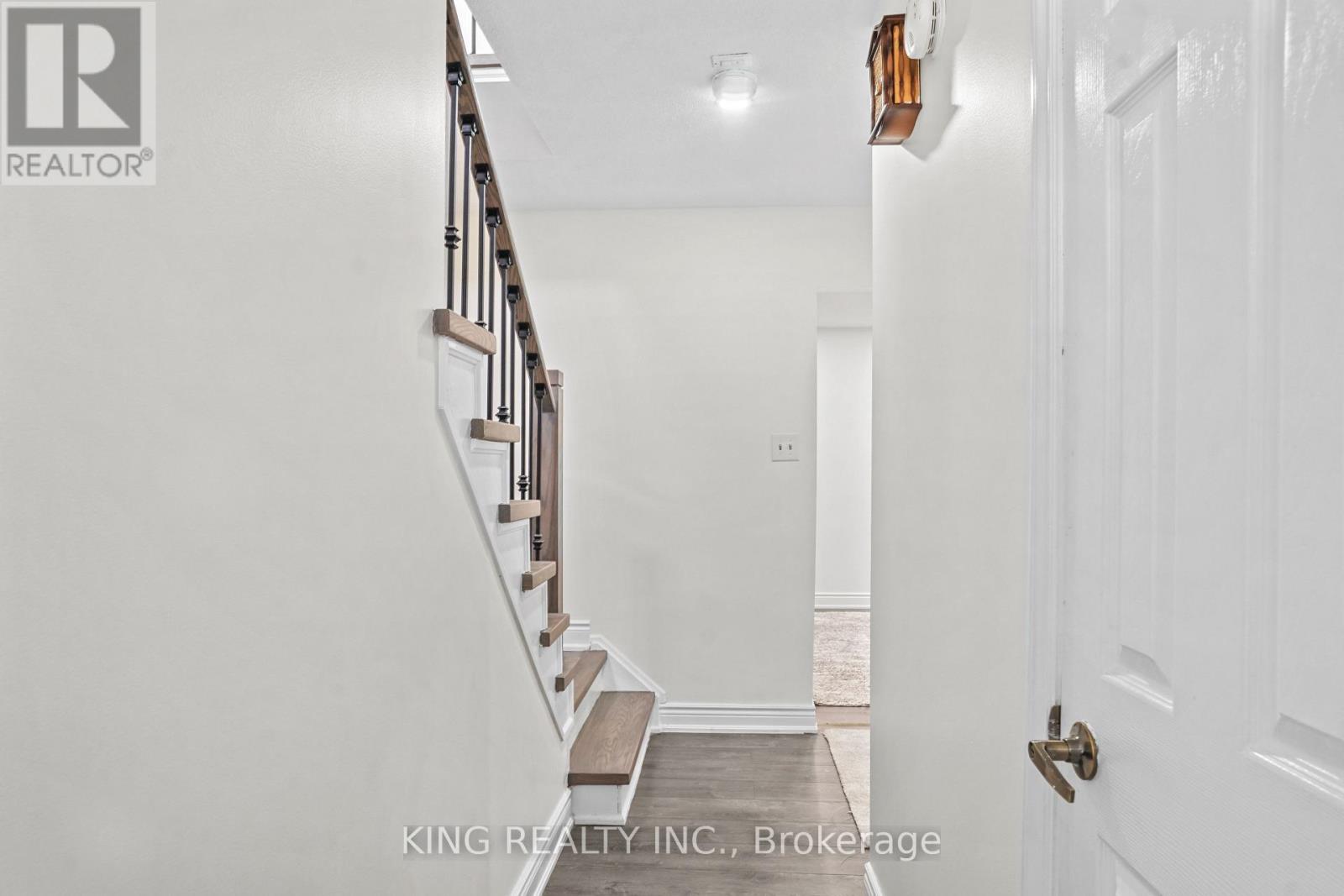 16 Wimbledon Court, Brampton, ON -