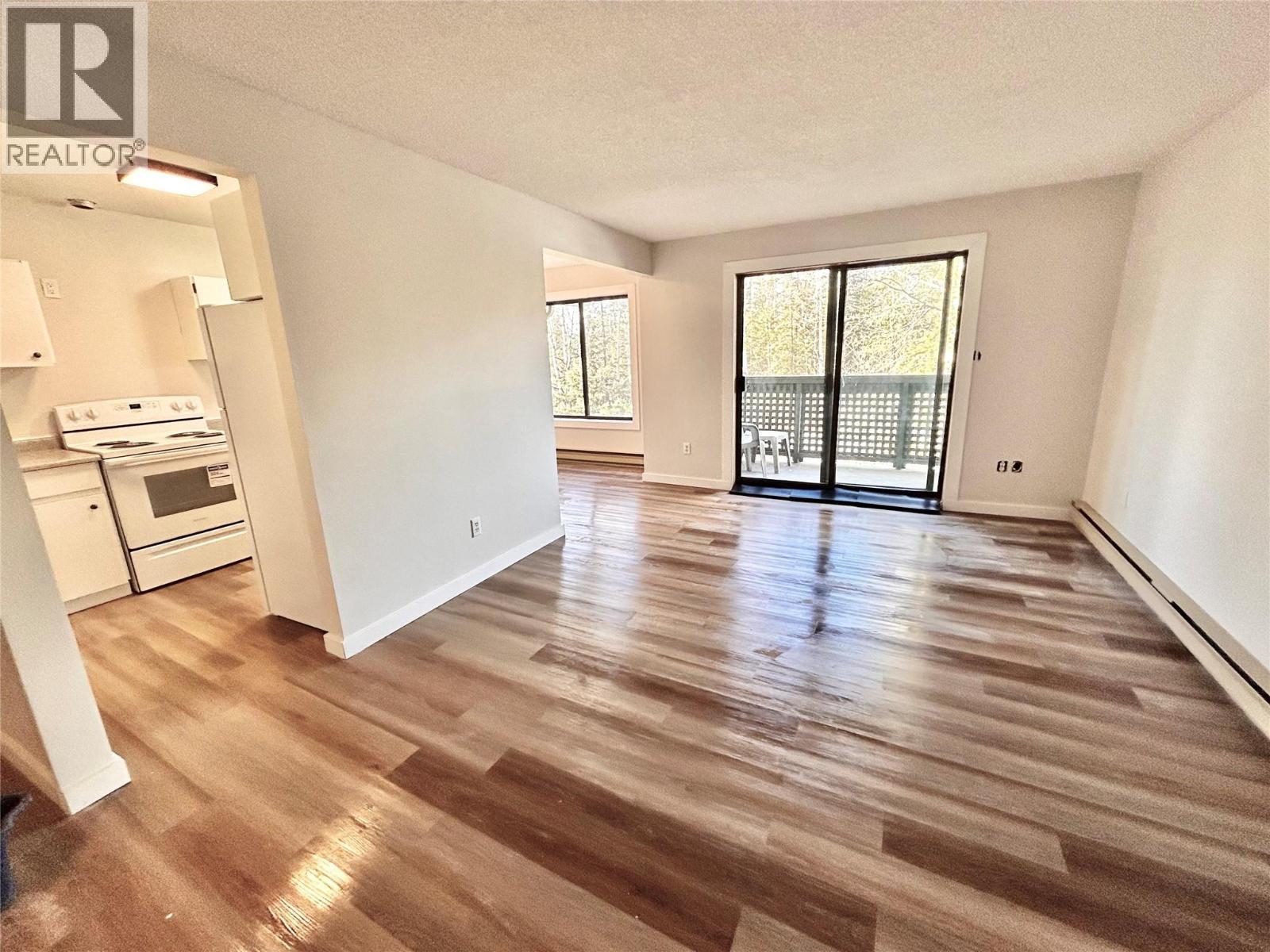 185 Chamberlain Crescent Unit# 313, Tumbler Ridge, BC - Indoor