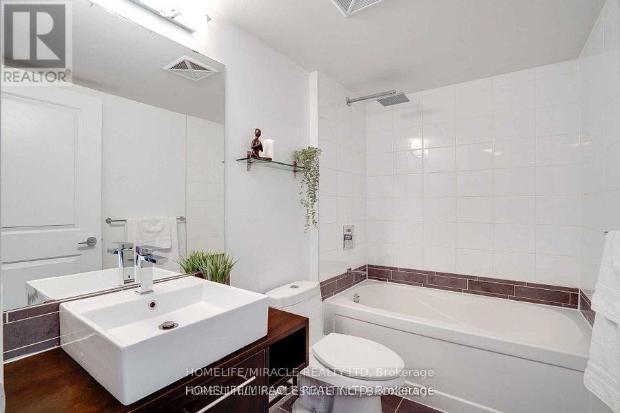 3101 - 190 Borough Drive, Toronto, ON - Indoor Photo Showing Bathroom