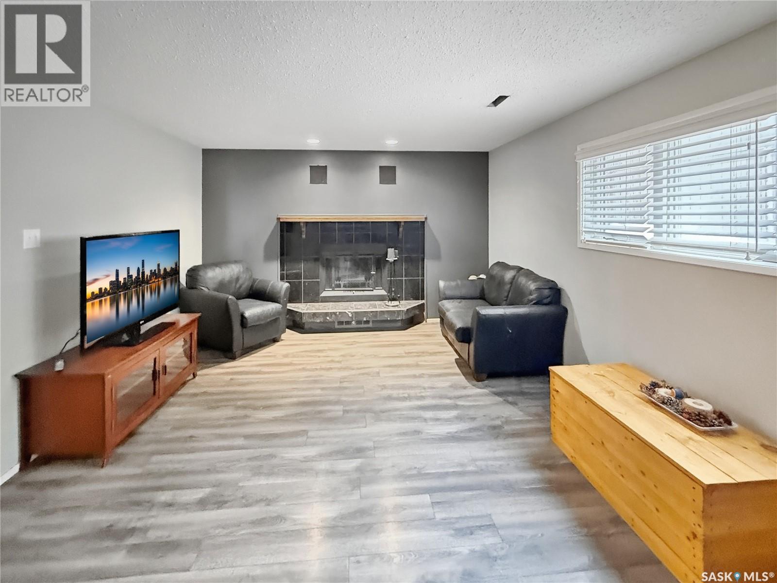 344 Battleford Trail, Swift Current, SK - Indoor