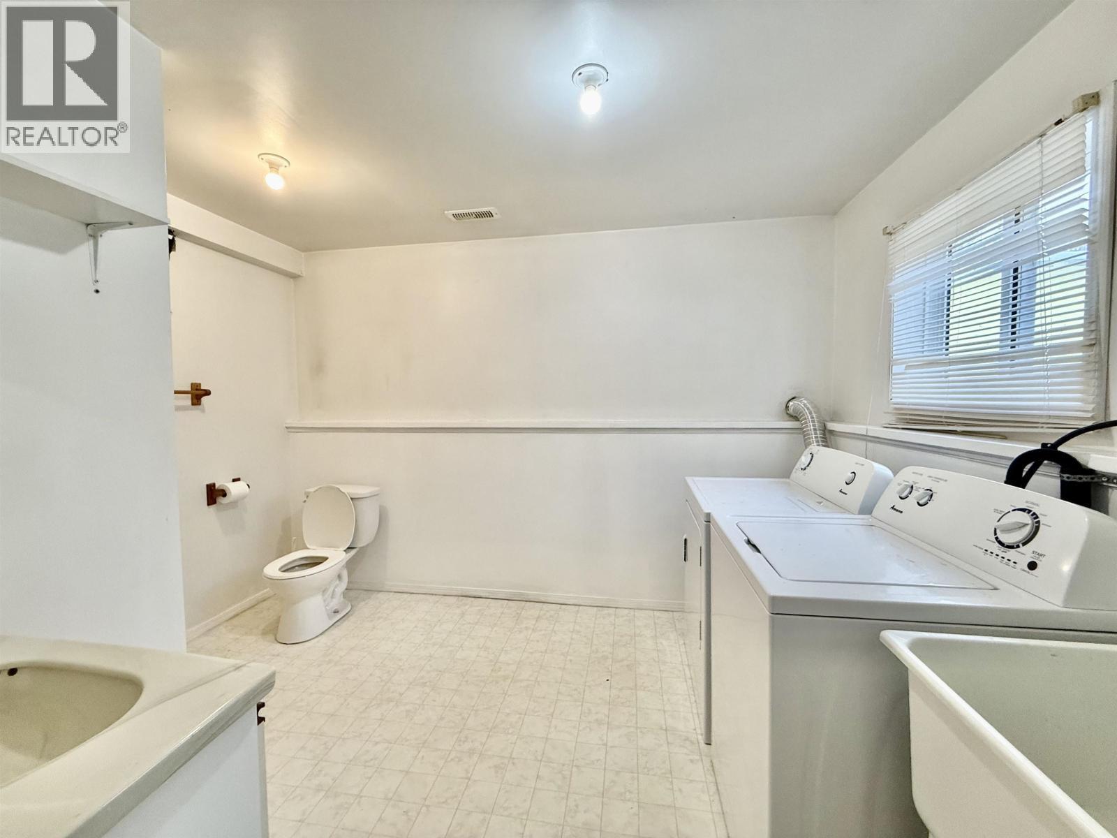 4787 Rodney Road, Smithers, BC - Indoor